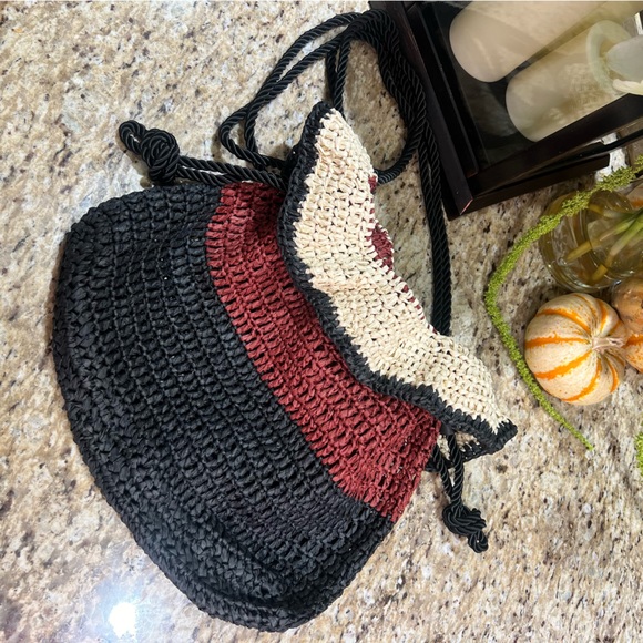 Express Woven Paper Straw Drawstring Three Toned Crossbody Bag - Picture 14 of 16